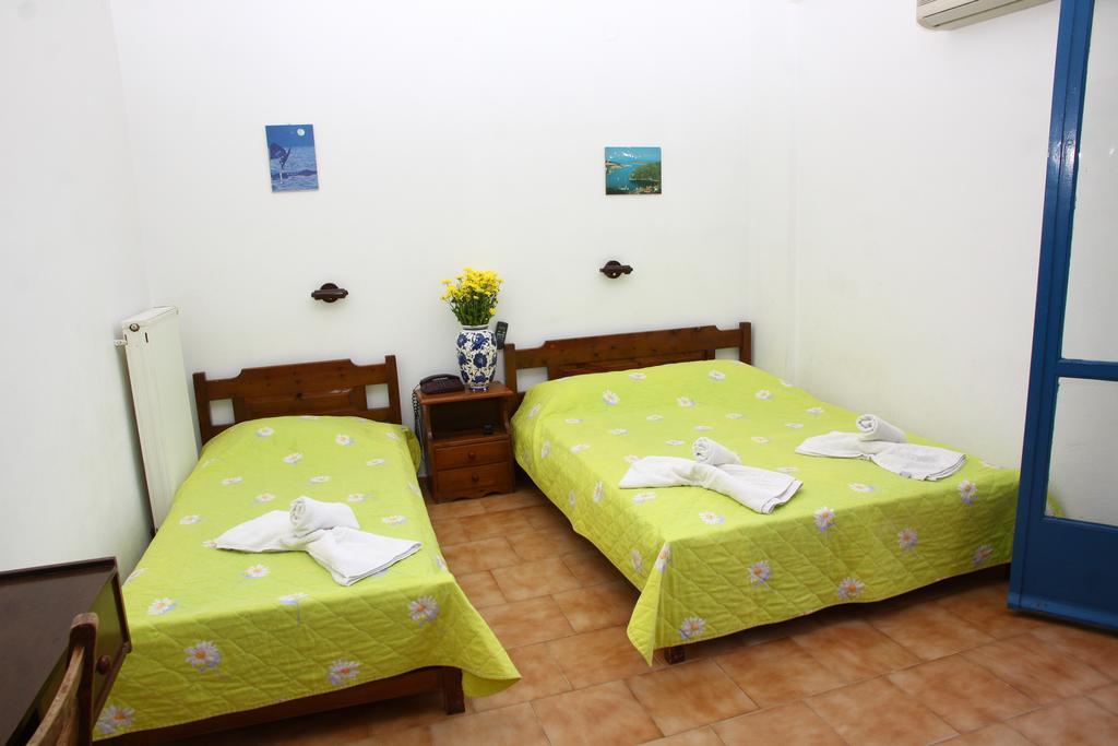 Hotel Handakas Amoudara Lasithiou Oda fotoğraf